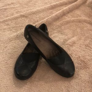 Black comfort shoes